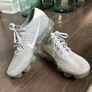 Nike Light Gray Flyknit Vapormax Shoes